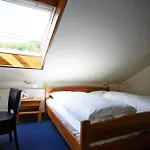 فندق Landgasthof Laeuterhaeusle 3*