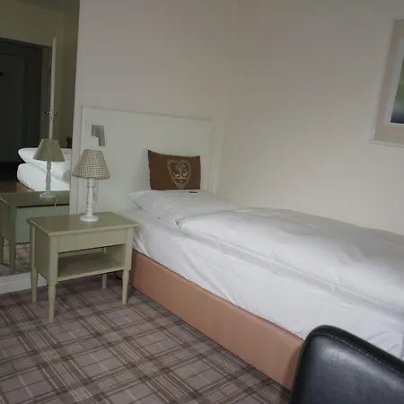 Landgasthof Laeuterhaeusle 3*