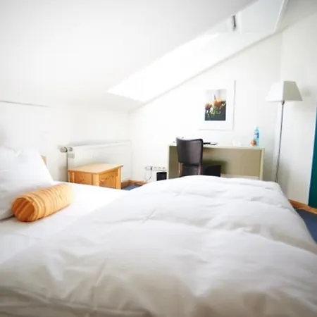 Hotell Landgasthof Laeuterhaeusle 3*