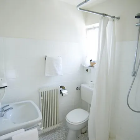 Otel Landgasthof Laeuterhaeusle