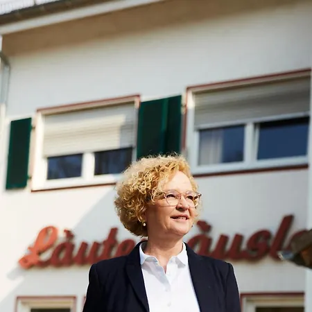 Landgasthof Laeuterhaeusle ホテル 3*