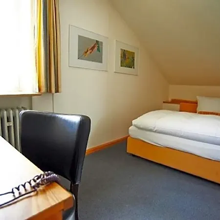 Otel Landgasthof Laeuterhaeusle Aalen