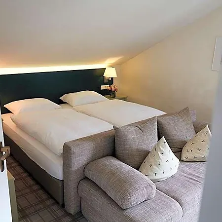 Otel Landgasthof Laeuterhaeusle