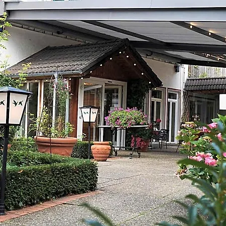 Landgasthof Laeuterhaeusle 3* Aalen