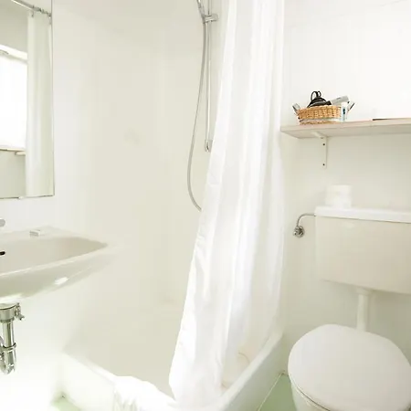 Landgasthof Laeuterhaeusle 3*